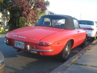 Illustration for article titled 1969 Alfa Romeo Spider Duetto